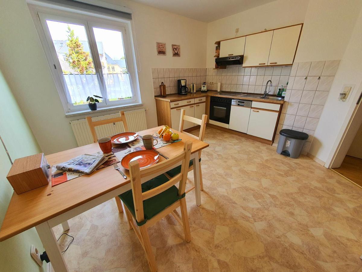 Ferienwohnung Reichenbrand Mit Stellplatz Chemnitz Exterior photo